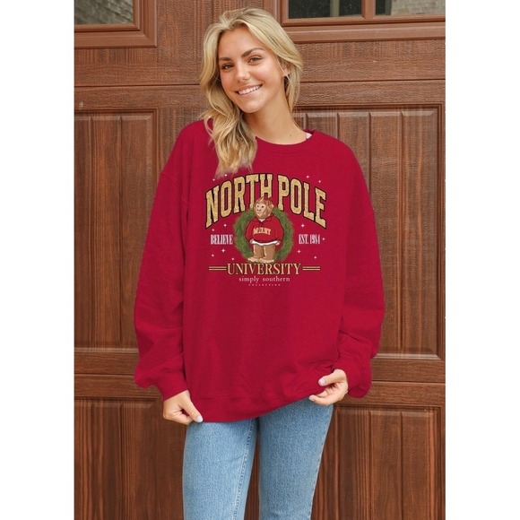 New Women's SIMPLY SOUTHERN MERRY SASQUATCH HOLIDAY LONG SLEEVE CREW SWEATSHIRT - Picture 1 of 9